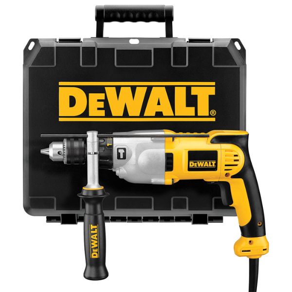 Furadeira de impacto, ideal para perfurações em alvenaria, madeira e metal. Potente motor com 1.100W e mandril de 1/2